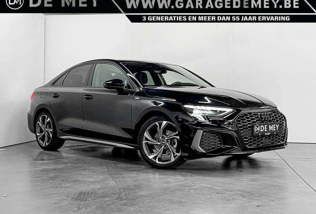 Audi Sedan 35TFSI S-Tronic 150pk S-Line / Carplay / ACC / Navigatie / PDC