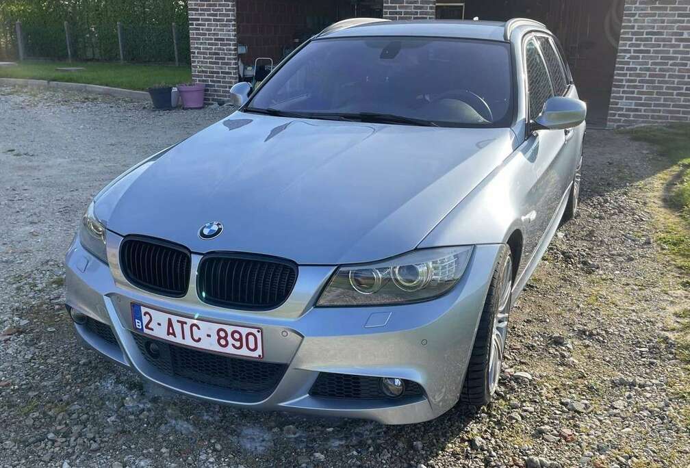 BMW Touring 335iXA