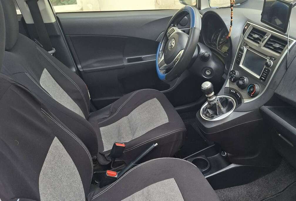 Toyota Verso S 1.33 VVT-i Comfort