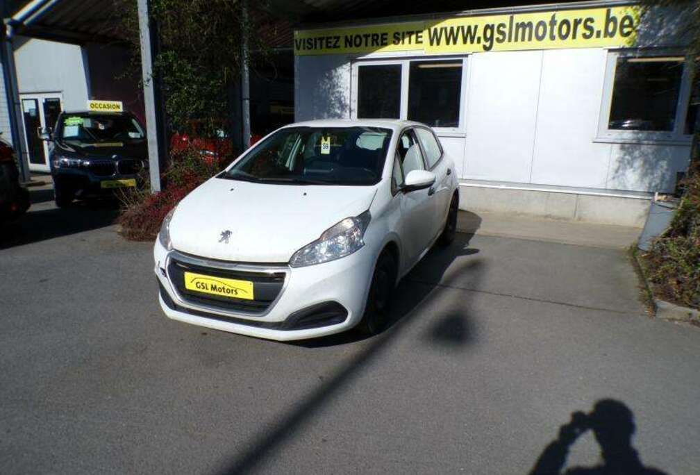 Peugeot Style 1.6HDi 75cv Blanc 07/17 Airco Navi Bluetooth