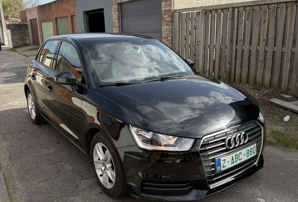 Audi Sportback 1.4TDI Design / 12m Garantie