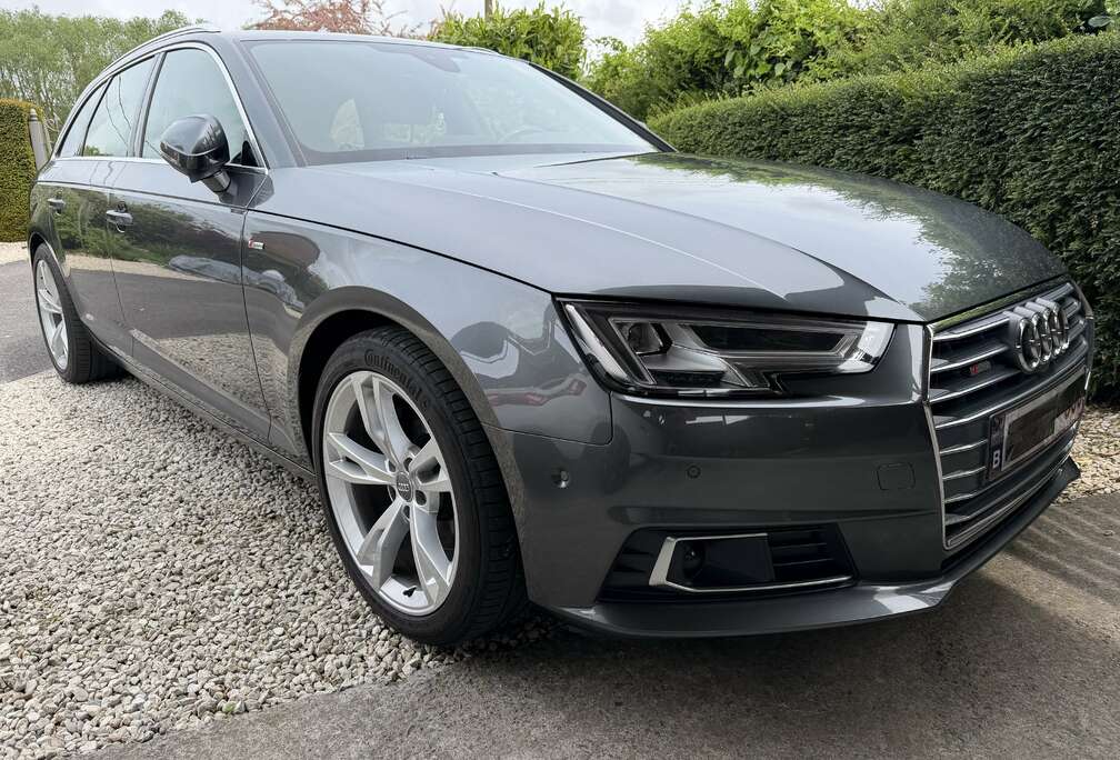 Audi Audi A4 Avant S-Line S-tronic