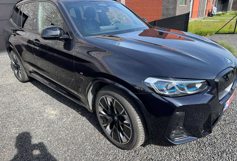 BMW iX3 80 kWh