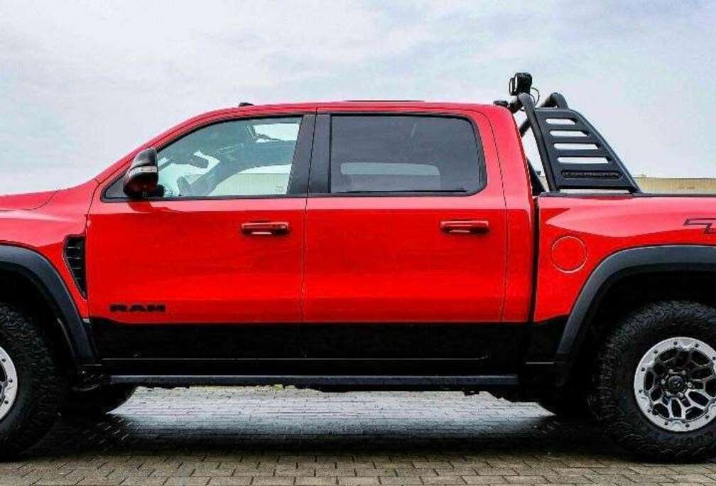 RAM TRX  62. V8. LPG 200 L