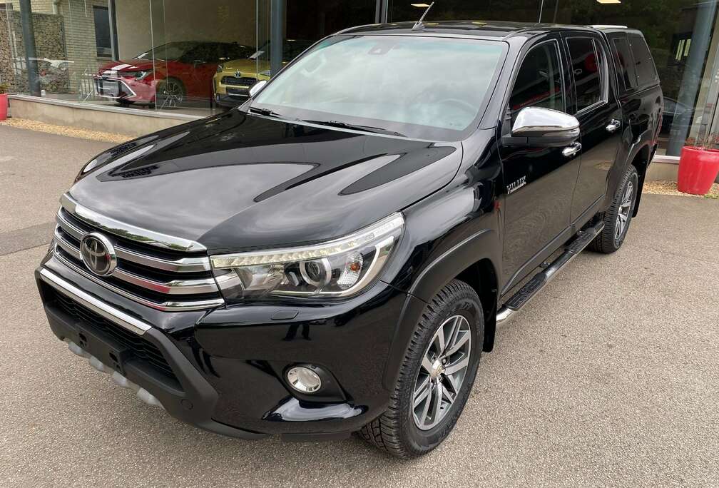 Toyota 2.4 D4D Lounge Auto