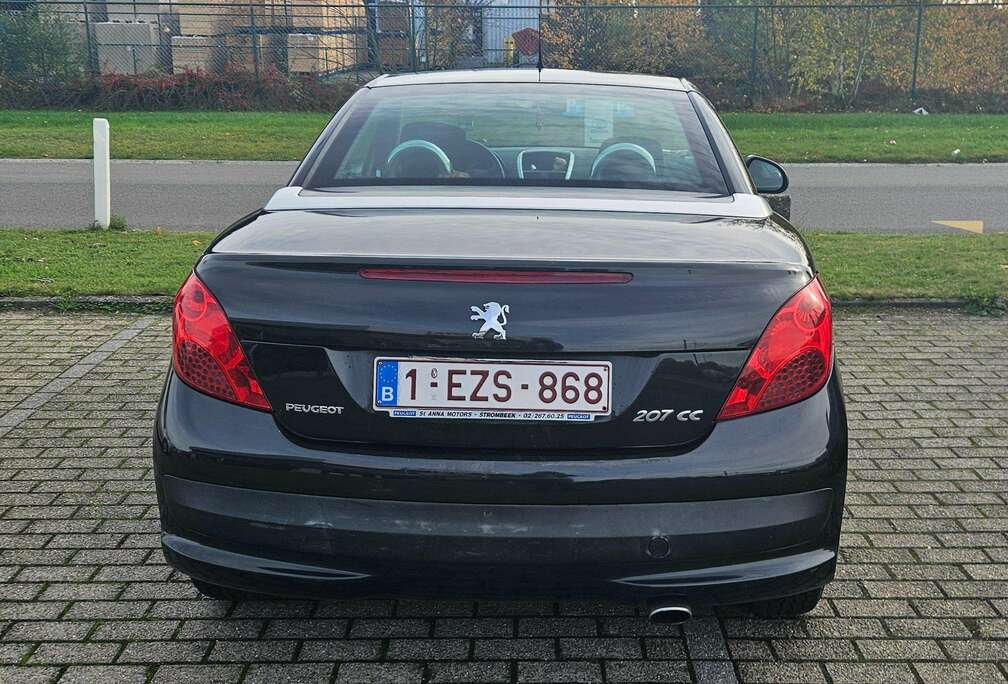 Peugeot 207 CC 1.6i 16v