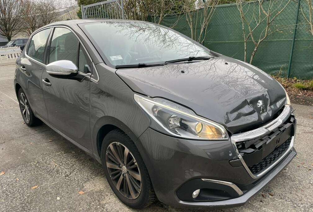 Peugeot 1.2i PureTech Allure S