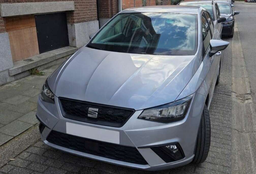 SEAT 1.0 TSI 40th Anniversary DSG\