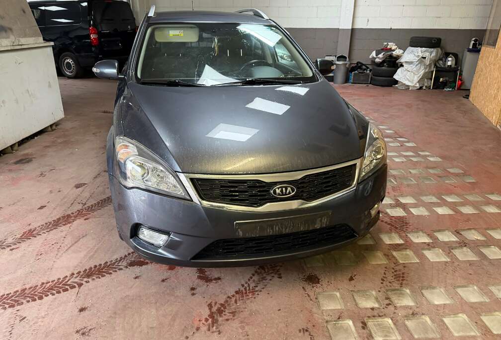 Kia Cee\'d SW 1.6 CRDi \'Hedgren Ed.\' ISG EcoDyn. DPF