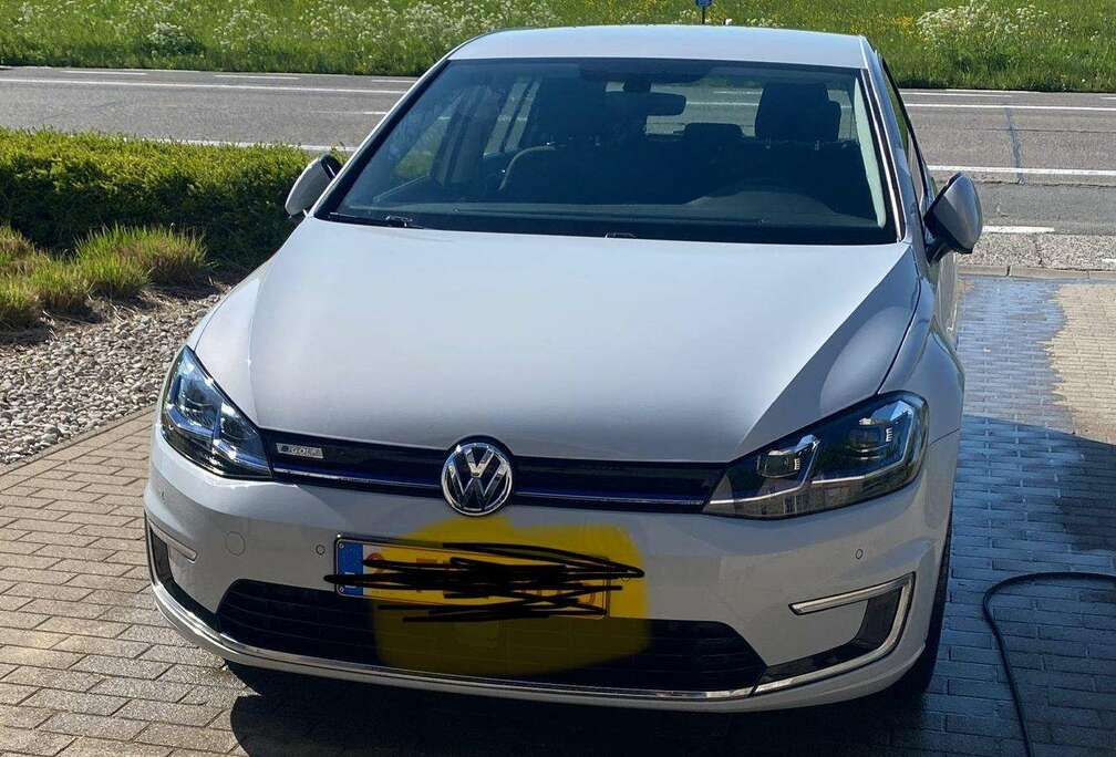 Volkswagen e-Golf 35.8kWh