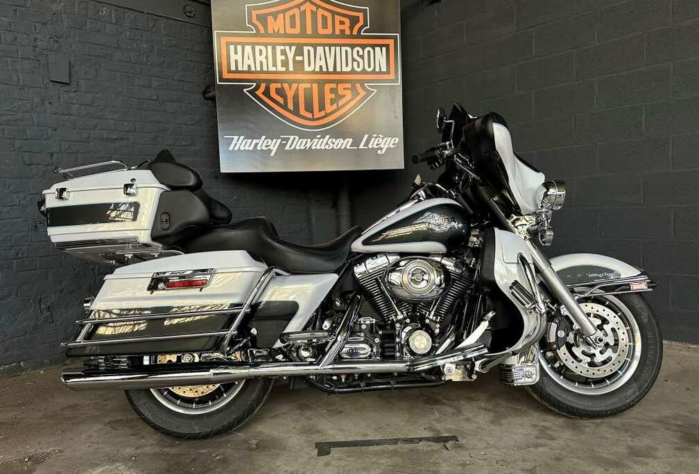 Harley-Davidson ULTRA CLASSIC TOURING