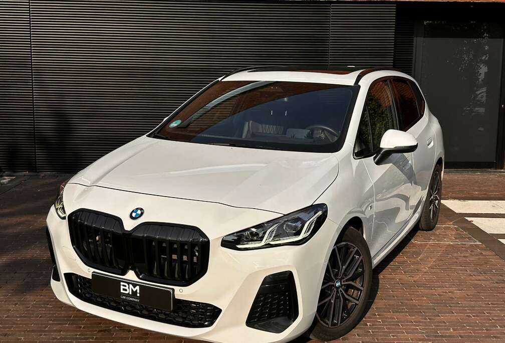 BMW Active Tourer M-SPORT SHADOWLINE/ HEAD-UP/PANODAK/ SPORTZETELS/MASSAGEZETELS/360 CAMERA/ADAPTIEVE CRUISE/ELEK TREKHAAK/