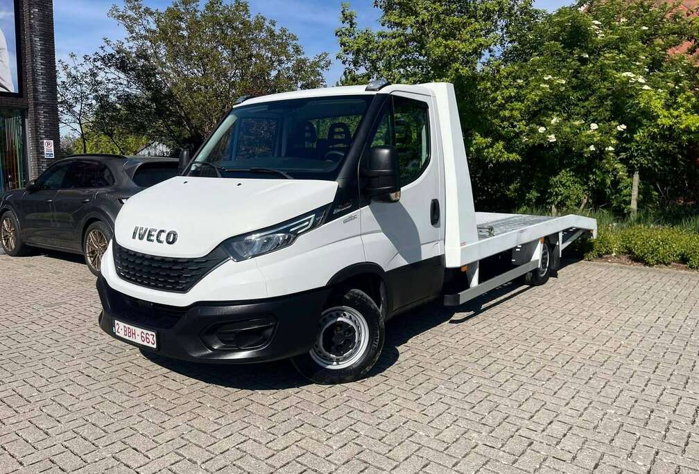 Iveco 3.0 *Takelwagen* - 2021/080.000km/Diesel - AUTOMAAT