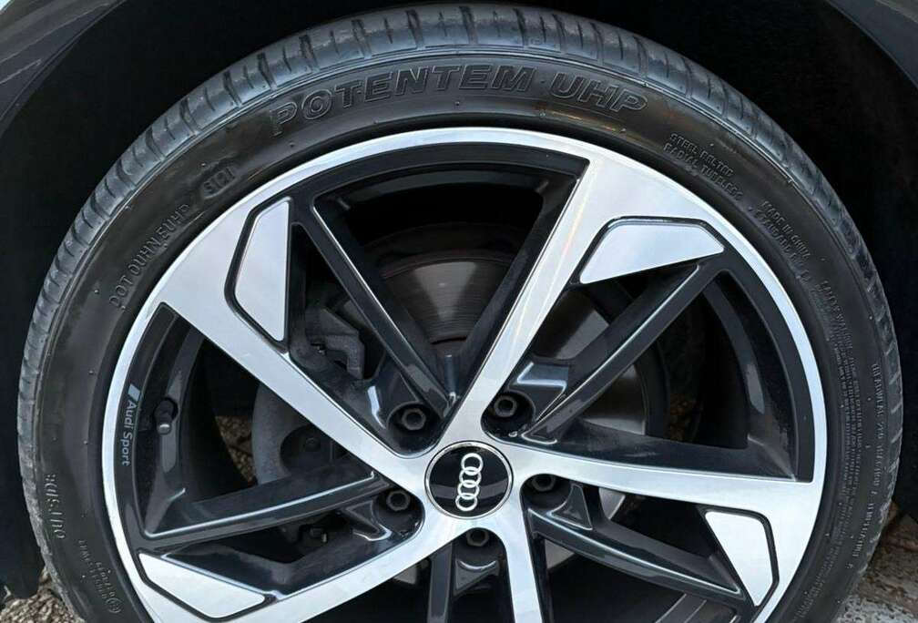 Audi 35 TFSI cylinder on demand Sportback S tronic spor