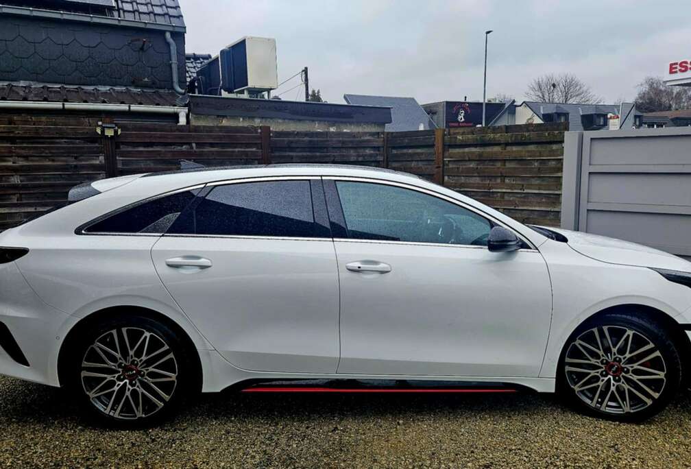 Kia ProCeed GT 1.6 T-GDi GT ISG DCT