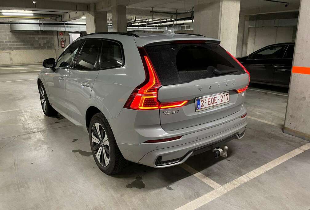 Volvo XC60 T6 Recharge Plug-in Hybrid Plus Dark AWD