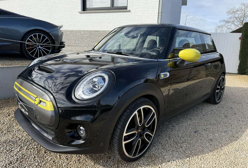 MINI e-Mini 28.9 kWh Cooper SE  FULL BTW AFTREKBAAR
