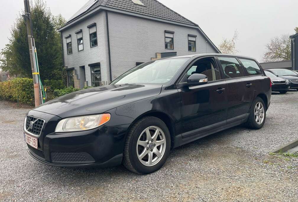 Volvo 2.4 TDi ,Airco,Leder,Sensoren,Cruise control,...