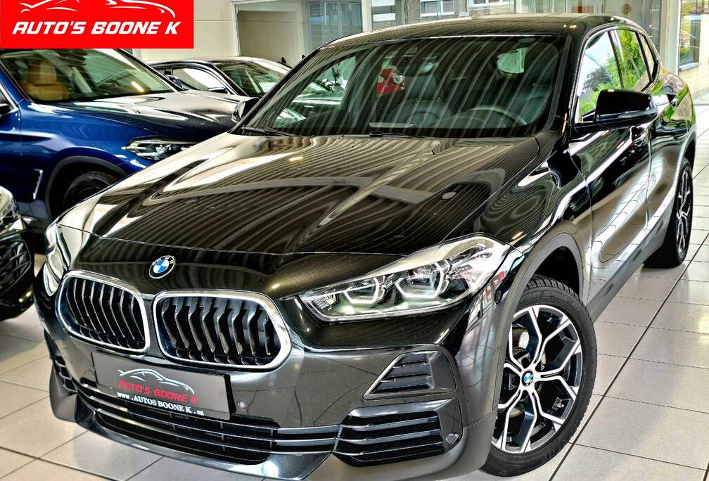 BMW X2 1.5iA sDrive18 / Panoramisch dak / Led lichts / Leder