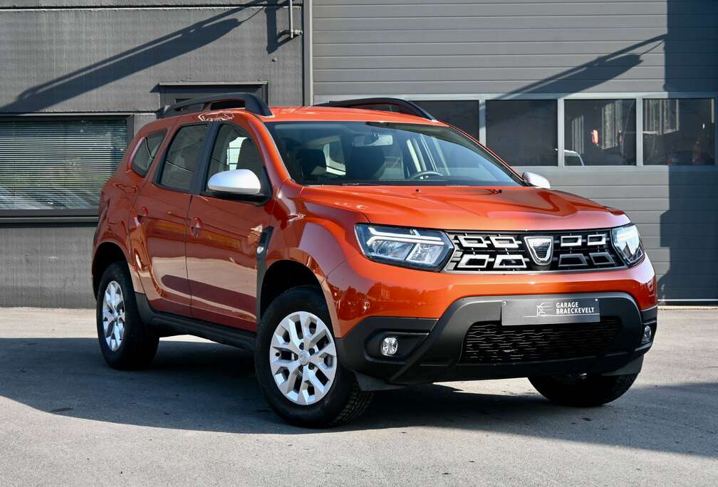 Dacia 1.0 - Navigatie - Cruise - Camera - Trekhaak - Carplay