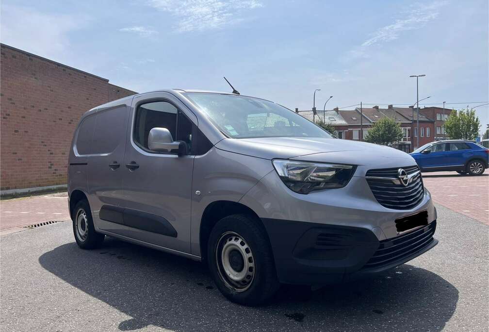 Opel CARGO 1.5 100 CH L1H1 BVM5 STANDARD PACK BUSINESS