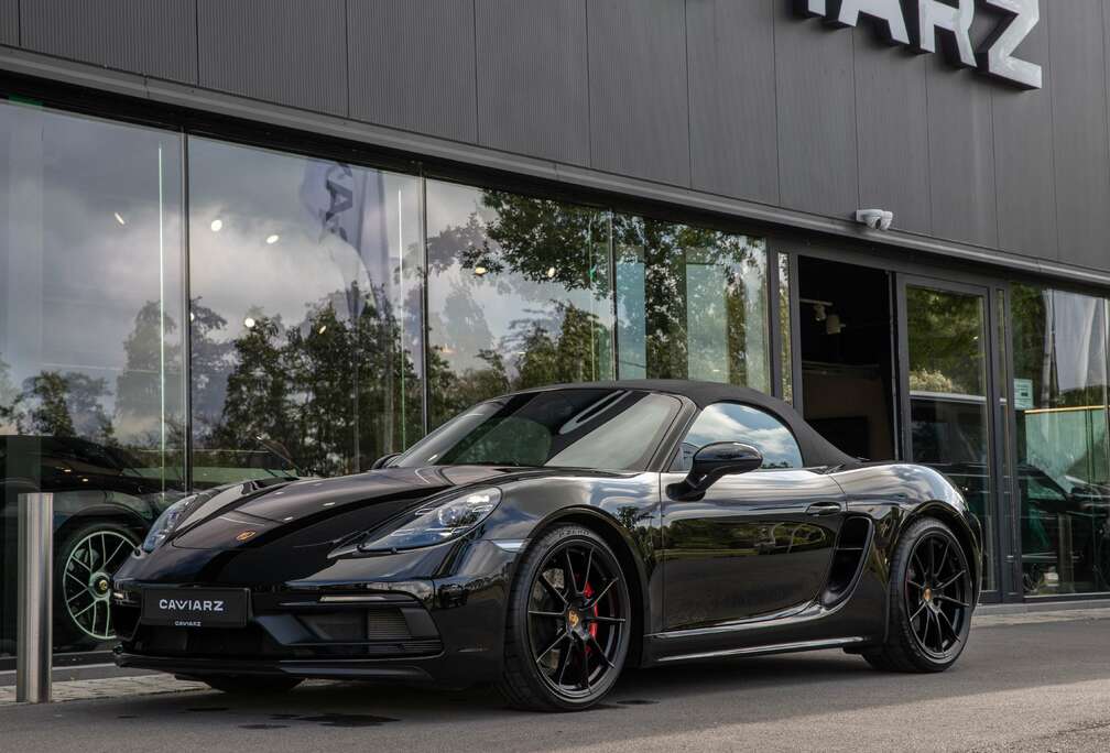 Porsche Boxster GTS 4.0 /PDK/SPORTDESIGN/BOSE/CHRONO/NAVI