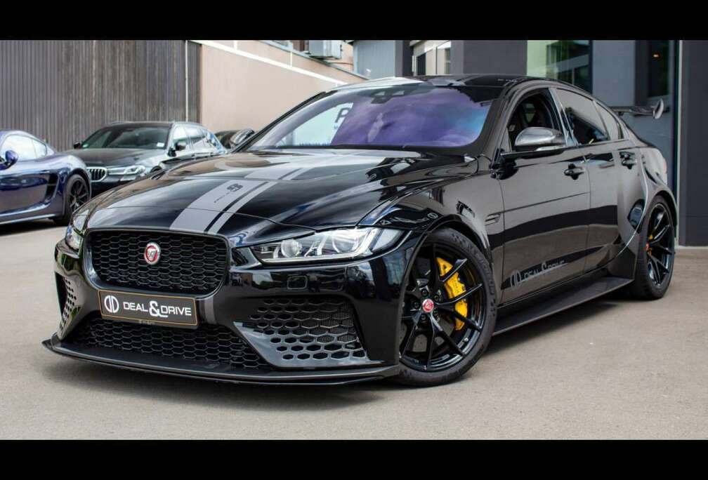 Jaguar SV PROJECT 8 TRACK PACK AWD 1/300KERAMIKCARBON