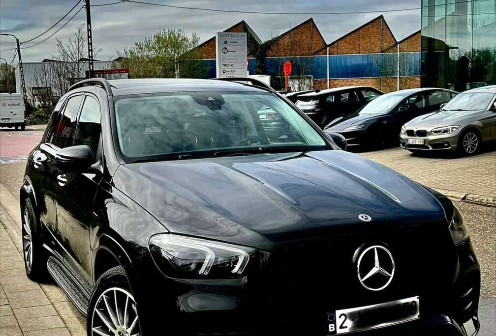 Mercedes-Benz de 4-Matic PHEV Business Solution
