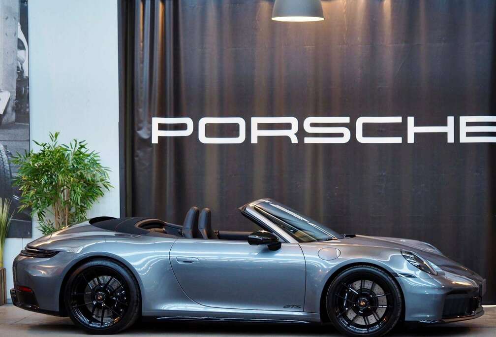 Porsche 992.2 Carrera 4 GTS Cabriolet 3.6 T-Hybrid Porsche Approved 03/2029