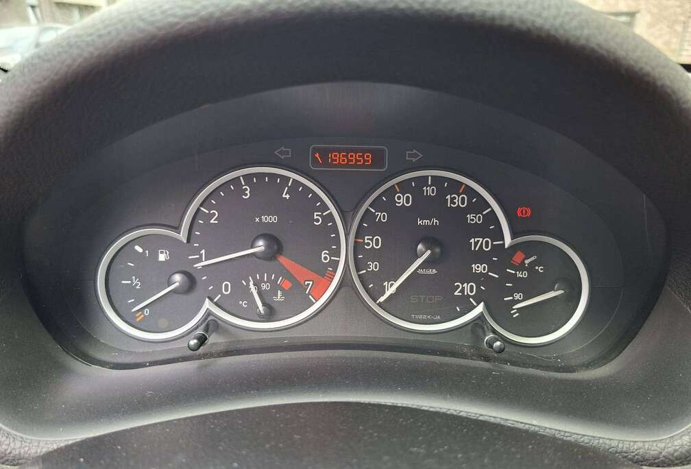 Peugeot 206 CC 1.6i 16v