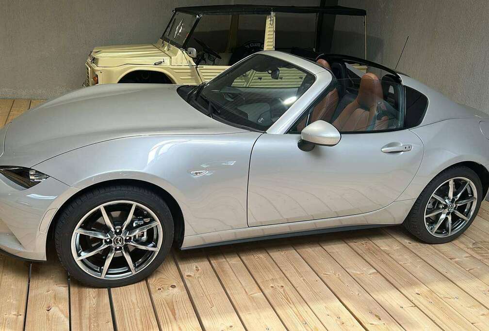 Mazda MX-5 RF 2.0i Skyactiv-G Skycruise Takumi (EU6d)