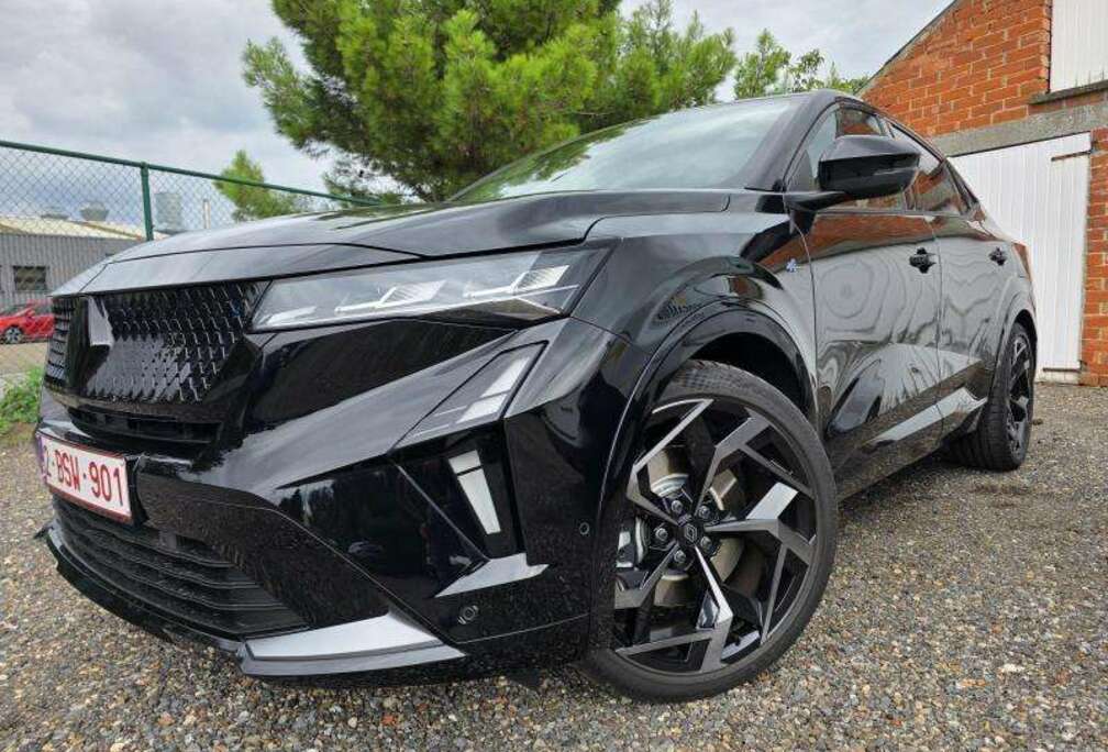 Renault HYPER HYBRID 4X4 300PK