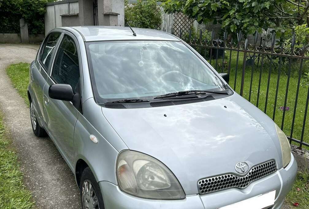 Toyota 1.3i 16v Linea Sol