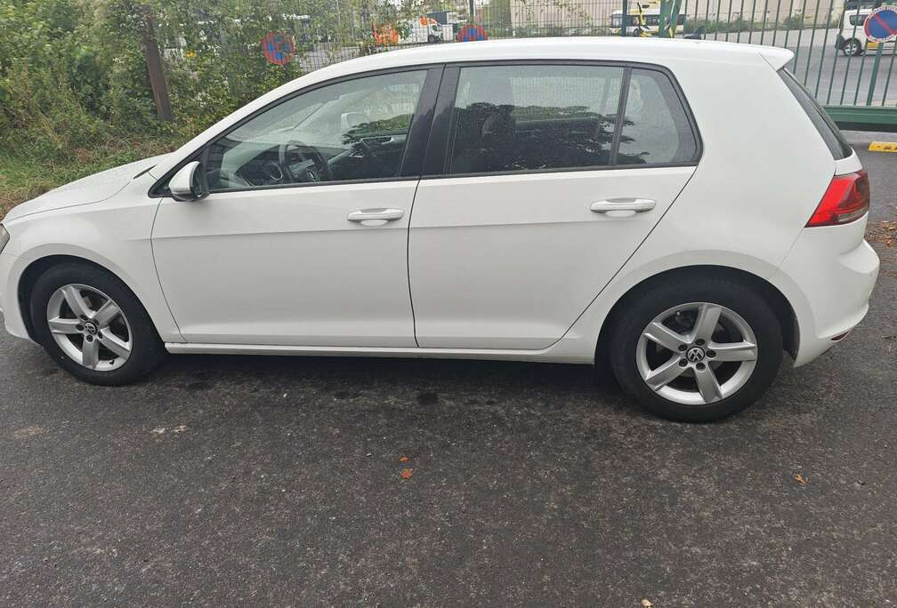 Volkswagen SOCIETE 1.6 TDI 105 BLUEMOTION TECHNOLOGY FAP TREN