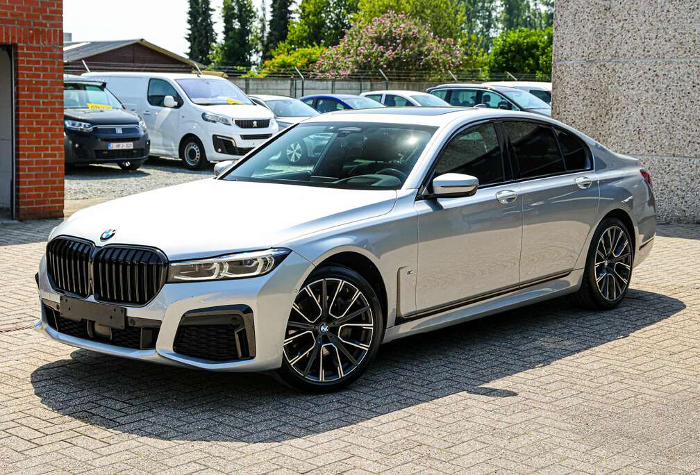 BMW M-PAKKET*X-DRIVE*SCHUIFDAK*360CAMERA*LEDER*