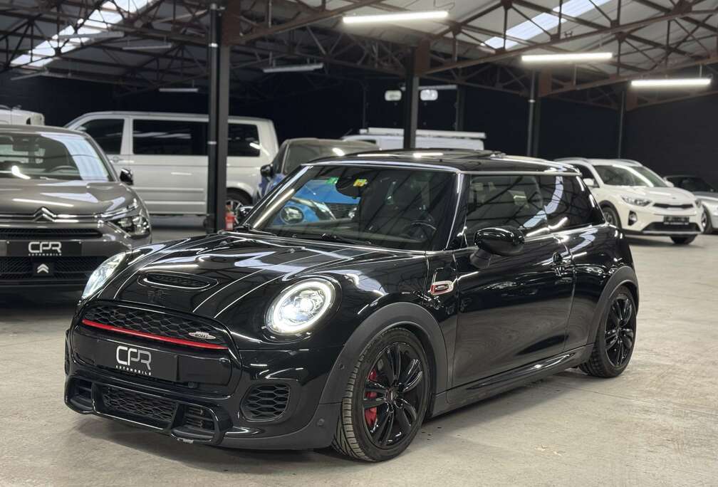 MINI 2.0i * GPS * PANO * SONO * CARPLAY * CAMERA * CLIM