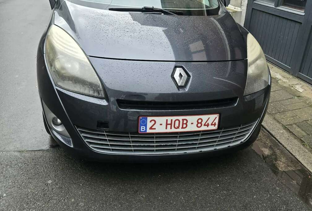 Renault Scenic 1.9 dCi Privilège FAP