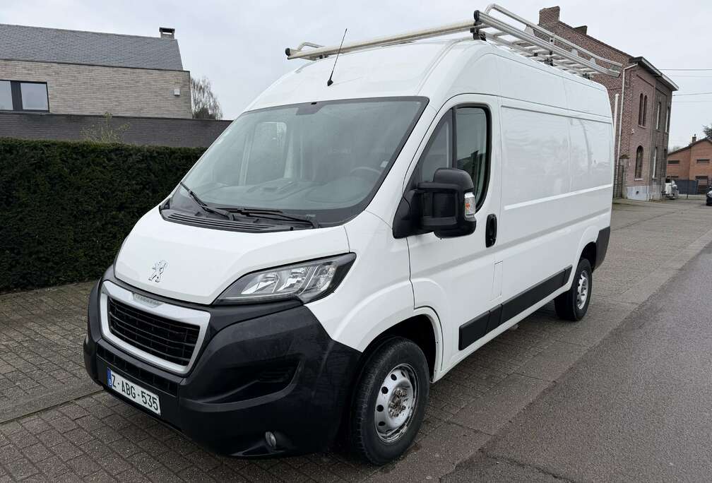 Peugeot TOLE 330 L2H2 BLUEHDI 130 S&S PREMIUM