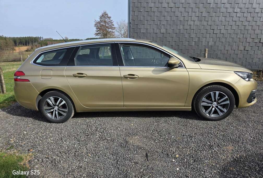 Peugeot 1.2 PureTech Allure (EU6.2)