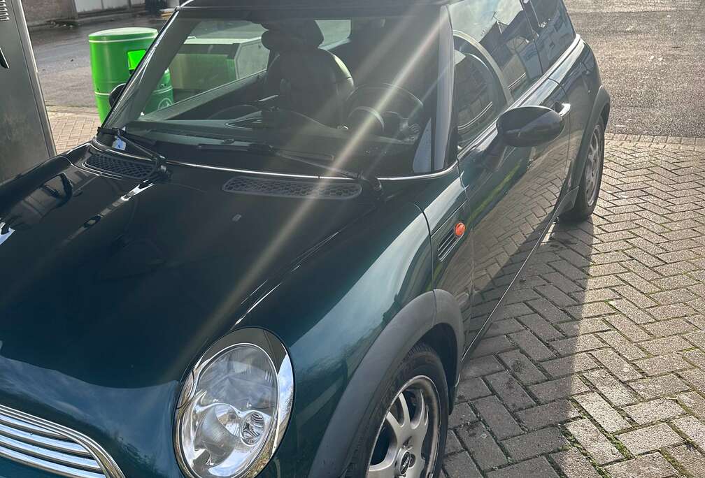MINI Mini 1.6i 16v Cooper