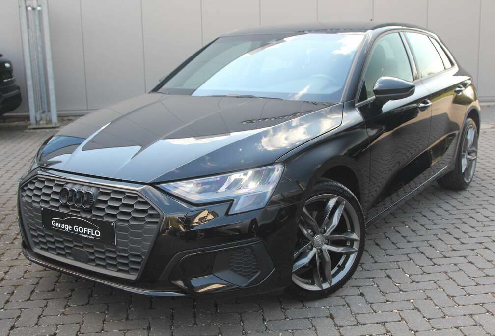 Audi Sportback 1.0 TFSI Black shadow - 41.000km - 2024