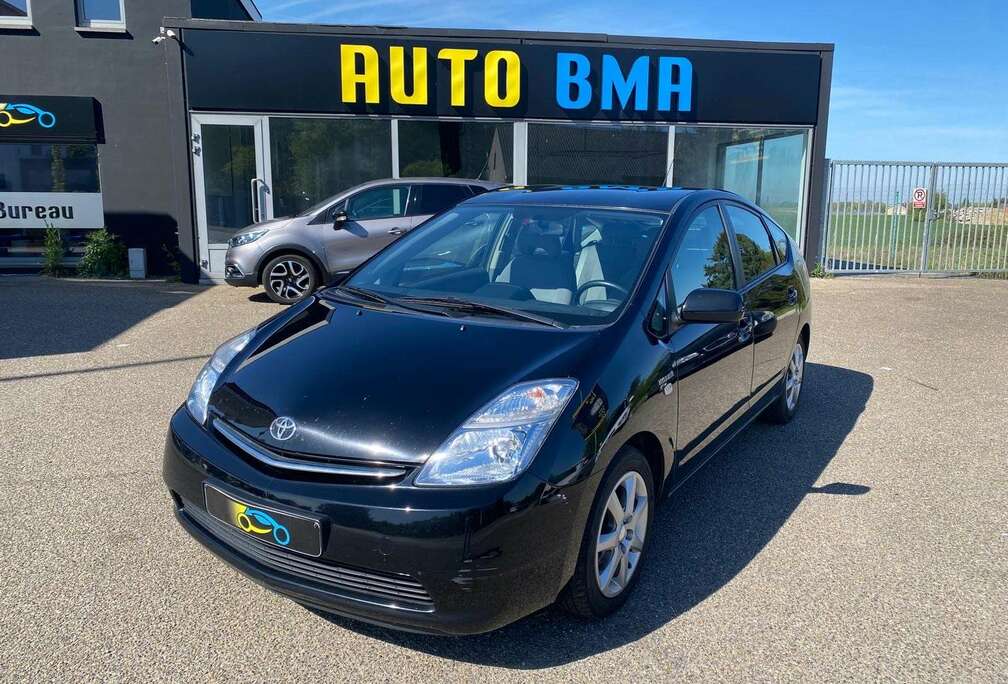 Toyota Hybrid 1.5i VVT-i 16v THS Luna