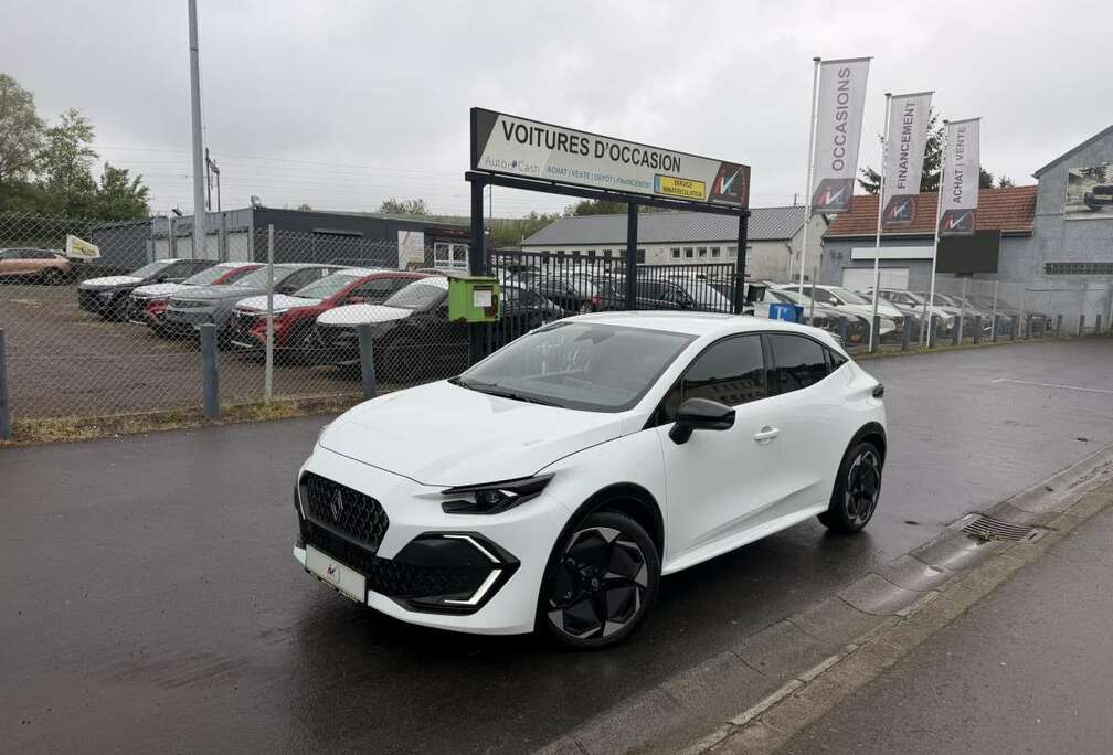 Renault 6 NEW CLIO TECHNO FULL HYBRID E-TECH 160