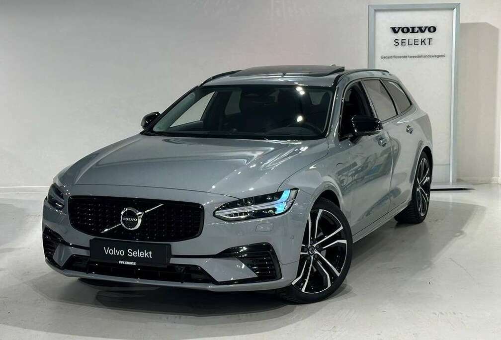 Volvo T8 Recharge Ultra Dark + LUCHTVERING/TREKHAAK/B&W