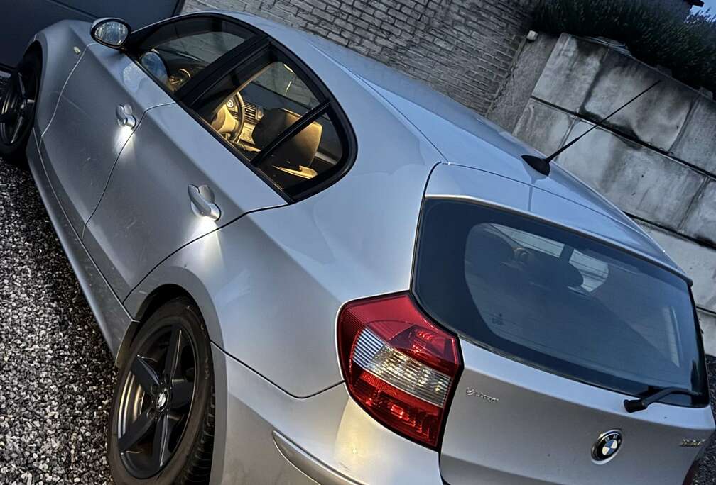 BMW 120d Futura