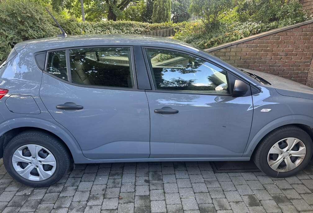 Dacia 0.9 TCe Essential (EU6.2)