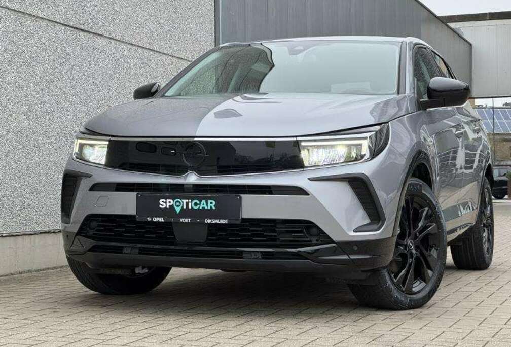 Opel 1.2T 130PK GS NAVI/FULL LED/CAMERA/PARKPILOT/WINT