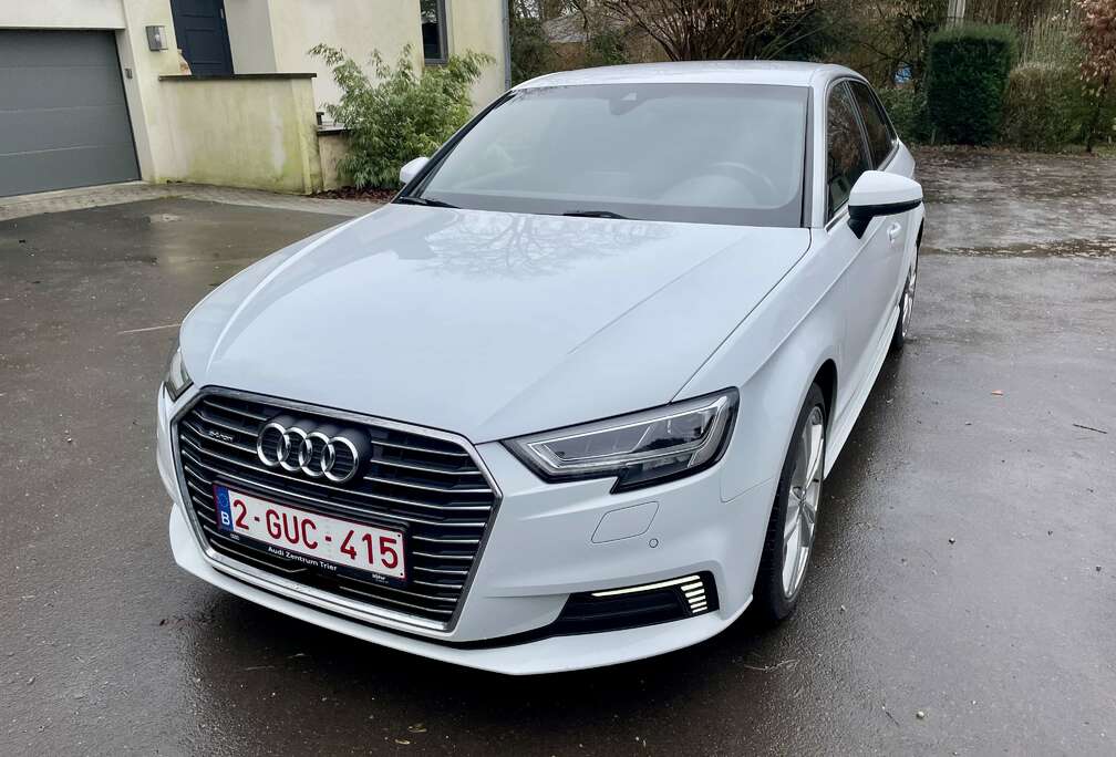 Audi Sportback e-tron 40 TFSI PHEV S tronic (EU6d-T.) (