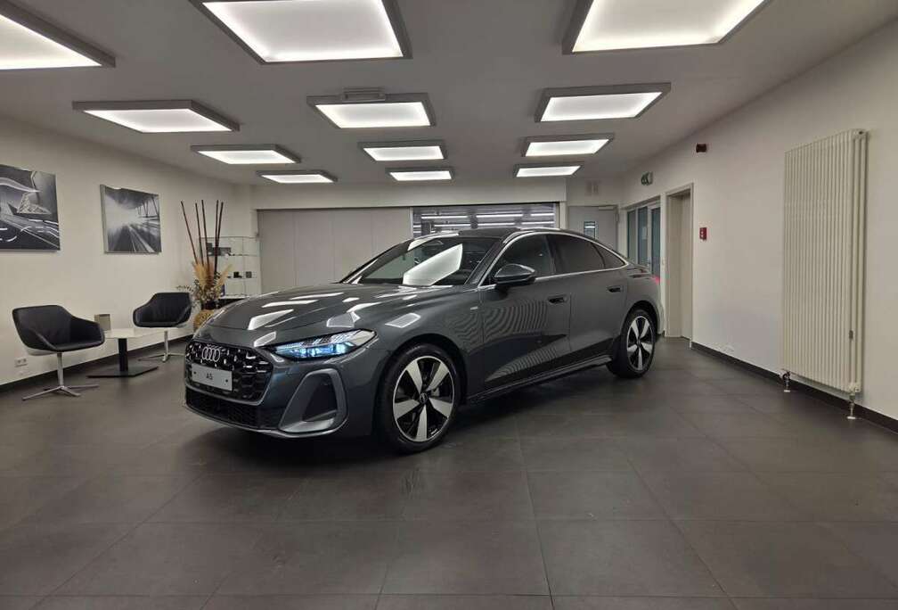 Audi Berline TFSI S line 150 CV / 110 kW S tronic