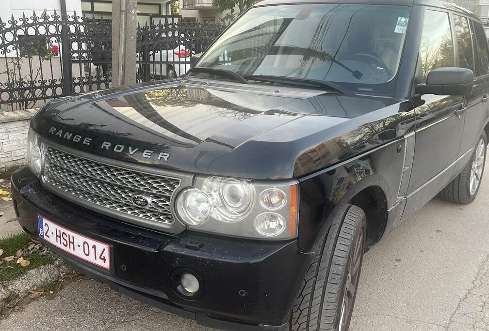 Land Rover 3.6TDV8 Black Edition / Luxe